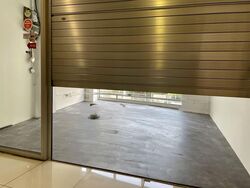 Holland Road Shopping Centre (D10), Retail #594035631